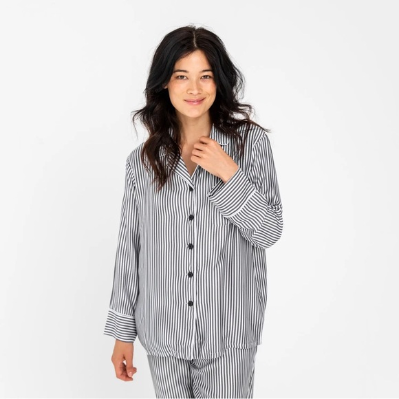 Ettitude Sateen Long Sleeve PJ Shirt and PJ Pants in Charcoal Grey THIS IS A SET - Picture 2 of 8